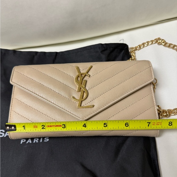Saint Laurent Beige Quilted Leather Wallet - Picture 8 of 9